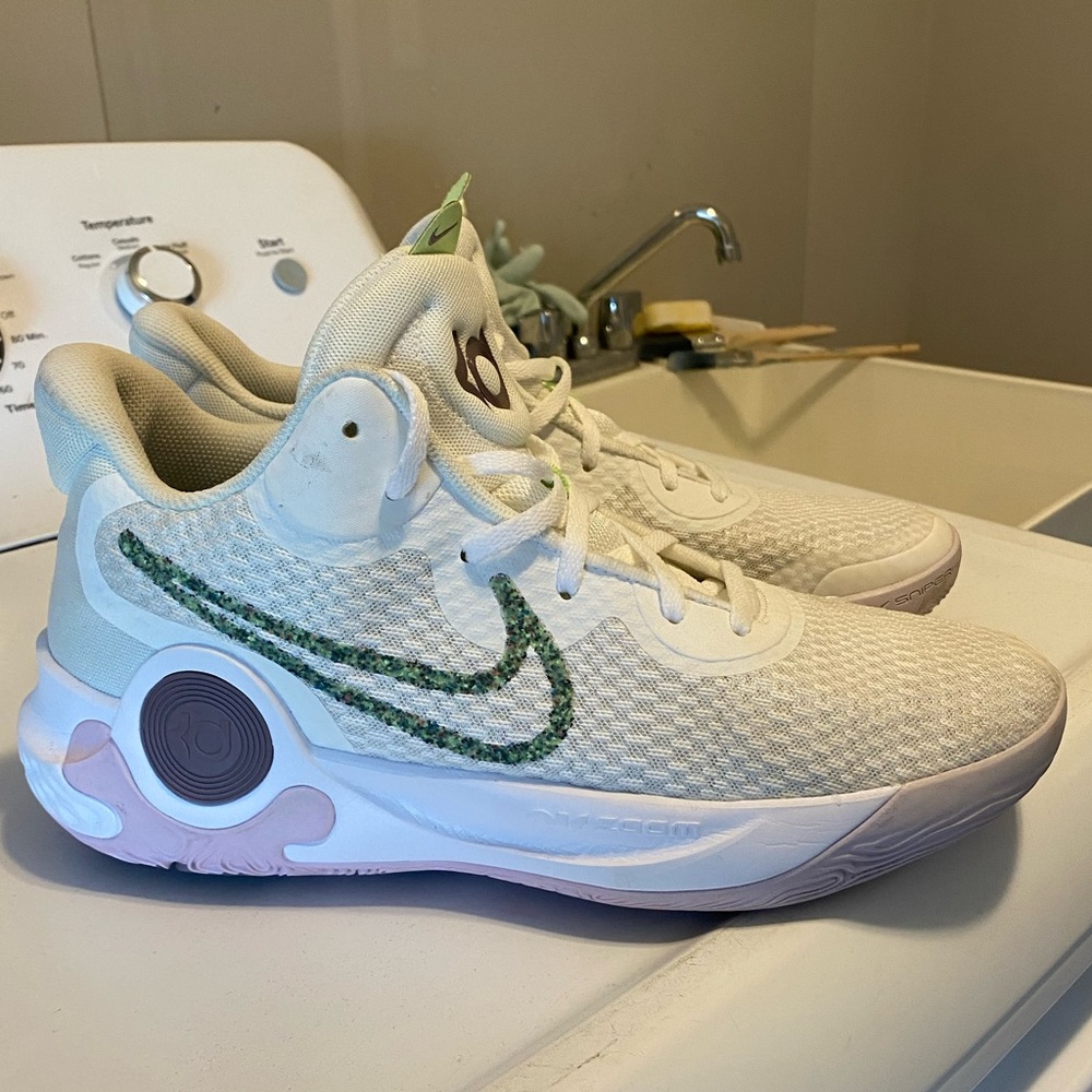 Nike KD Trey 5 IX